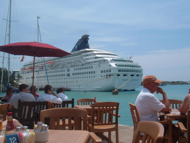 Photo of the Royal Majesty from the Tavern by The Sea.