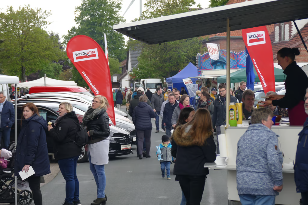 Viele Informationen über das Angebot der Gewerbetreibenden in Lavelsloh gibt es während des Frühlingsfestes.